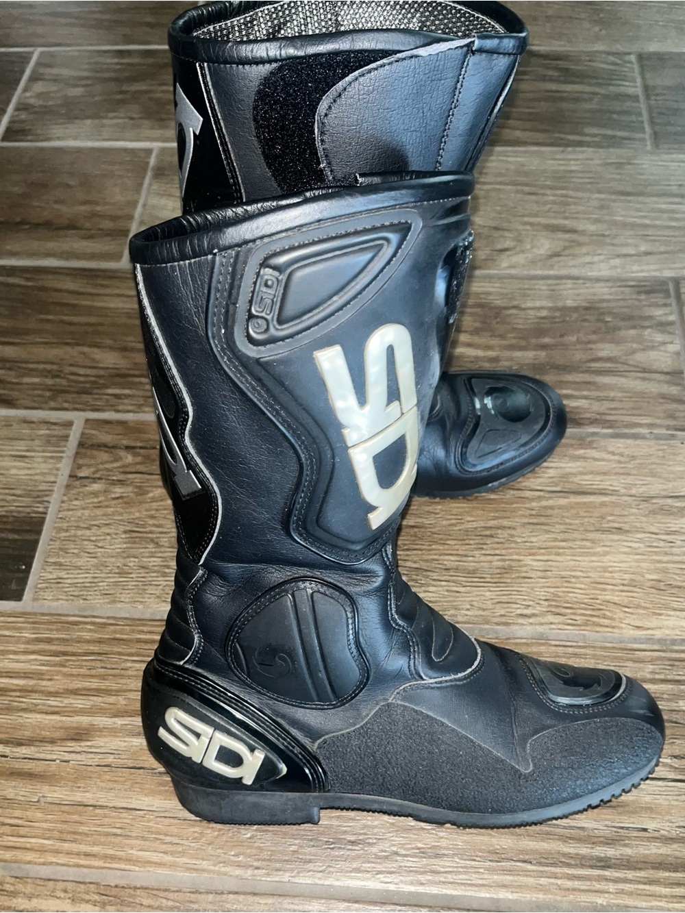 Sidi women’s motorcycle riding boots